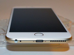 Не работает динамик в iPhone: причины неполадок