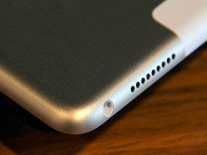 apple-iPad-pro-headphonejack-1500x1000 (1)